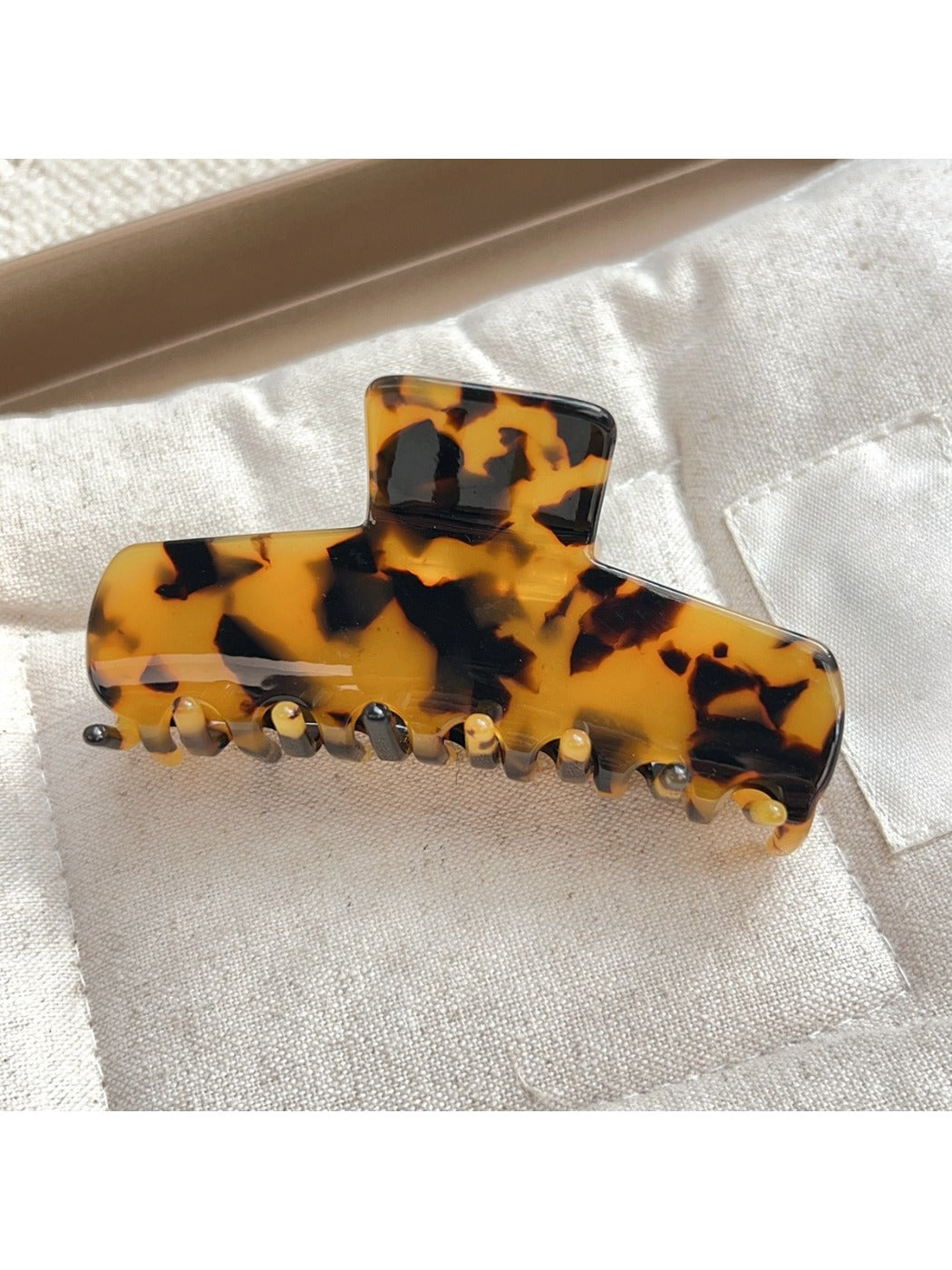 Beau - Stylish Colorful Hair Clips