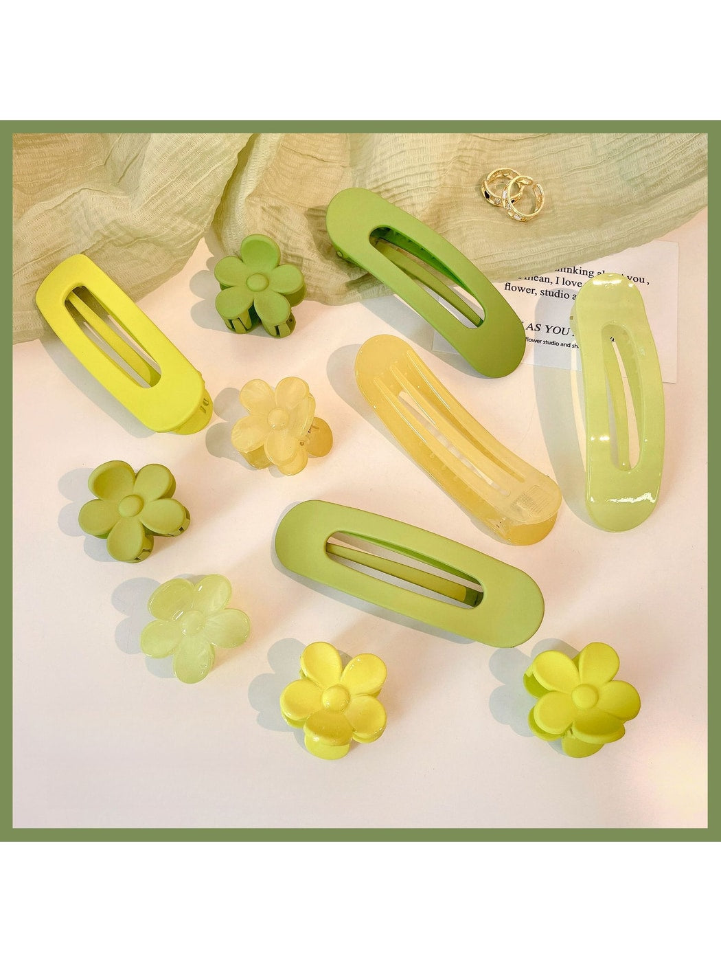 Beau - Plastic Flower Styling Hair Clip