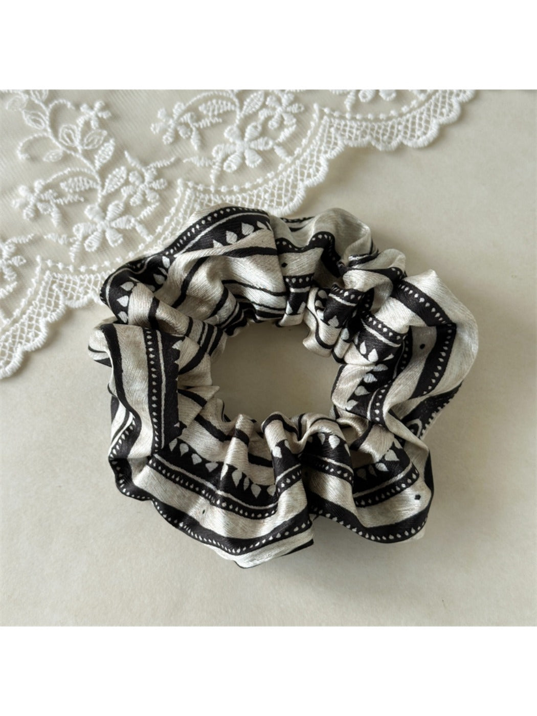 Gifty - Bohemian Satin Scrunchie with Flowing Ties