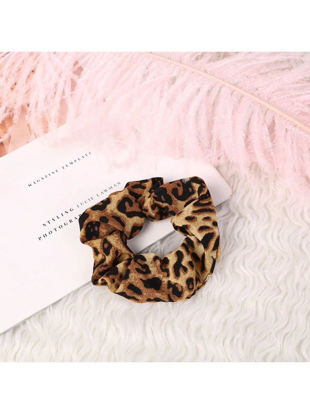 Gifty - Leopard Print Scrunchies