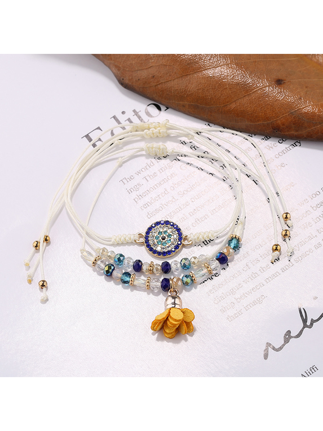 Lovra - Bohemian Beaded Flower Pendant Bracelet