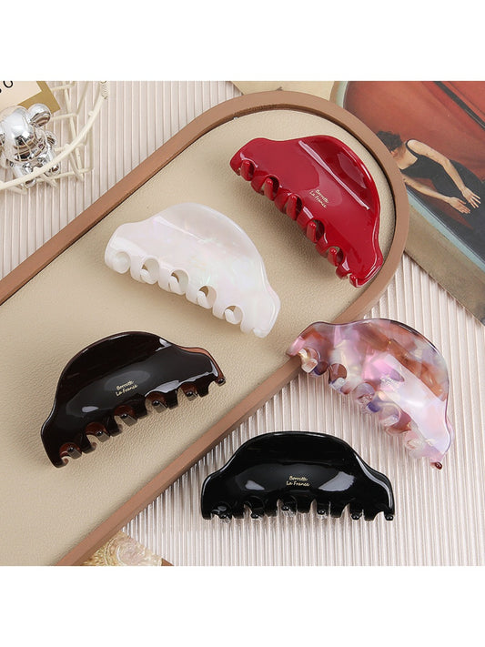 Beau - Medium-Sized Premium Shark Clip