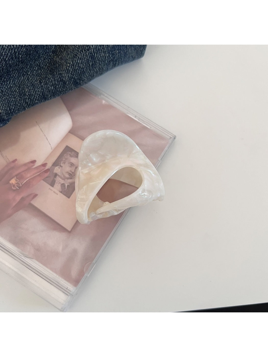 Beau - Chic Hollow Out Geometric Hair Clip
