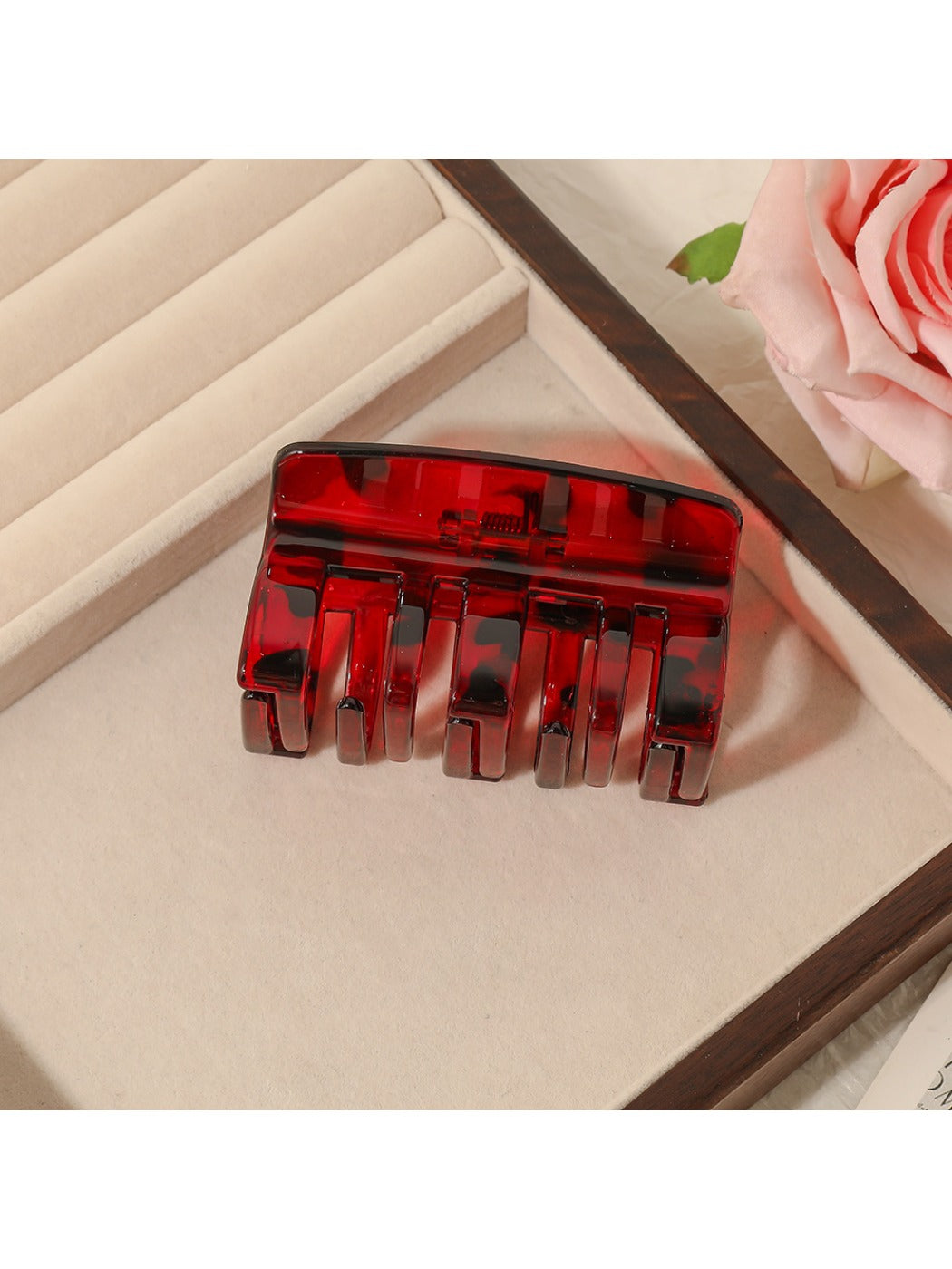 Beau - Clear Rectangle Claw Clip