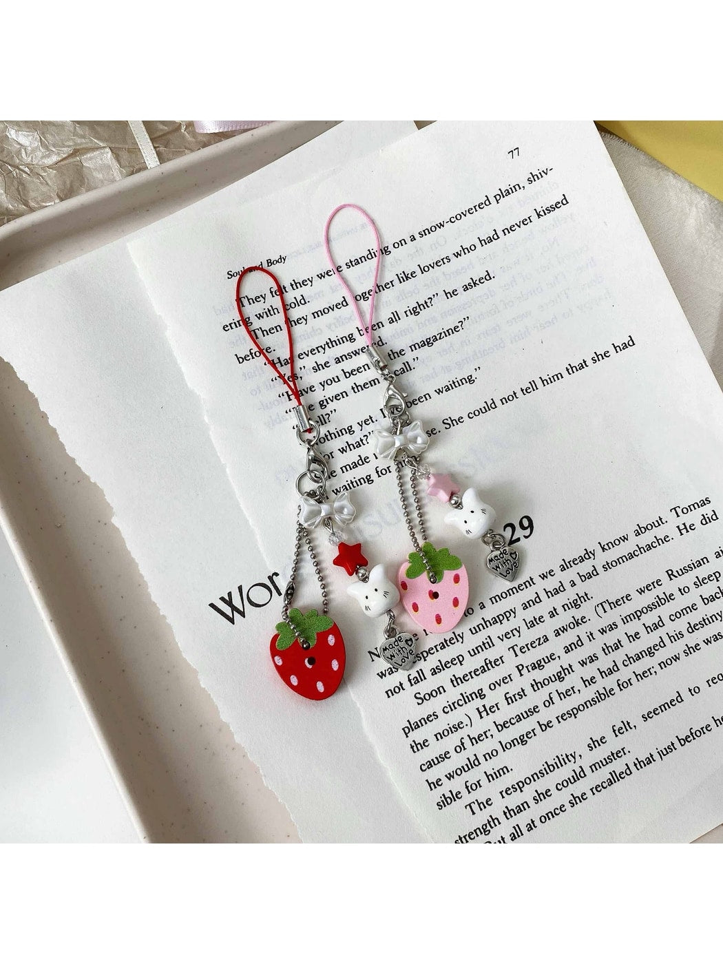 Keypus - Strawberry Beaded Button Style Bag Charm Keychain
