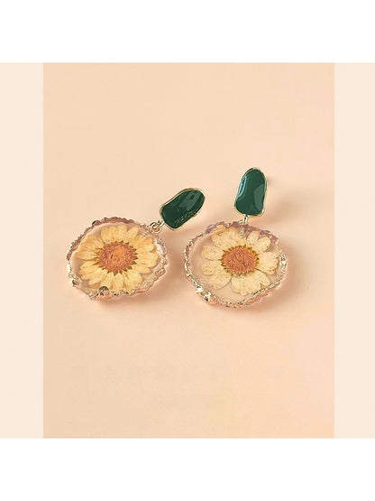 Earedge - Resin Daisy Floral Earrings