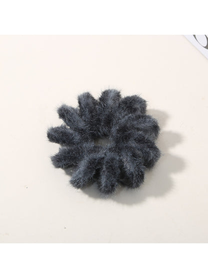 Gifty - Vintage Leopard Print Spiral Scrunchie