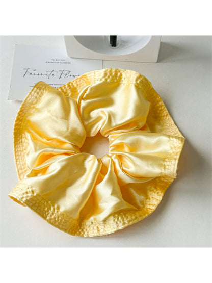 Gifty - Voluminous Satin Ruffled Scrunchies
