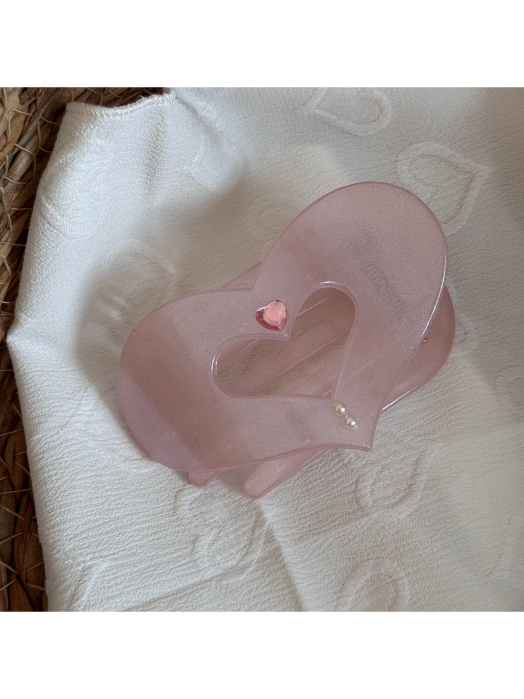 Beau - Decorative Plastic Heart Duckbill Hair Clip
