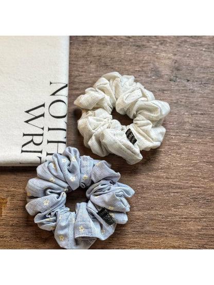 Gifty - Polka Dot Polyester Fabric Scrunchie