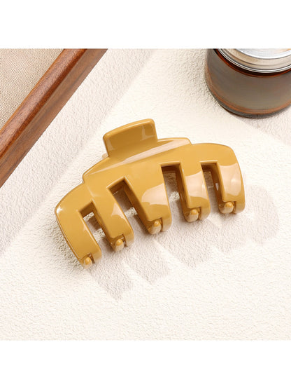 Beau - Soft Feel Arched Plastic Hair Styling Claw Clip