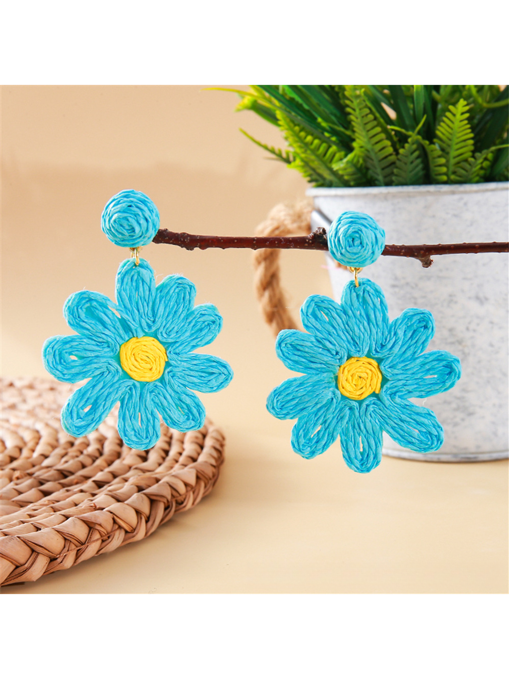 Earedge - Bohemian Floral Petal Raffia Stud Earrings