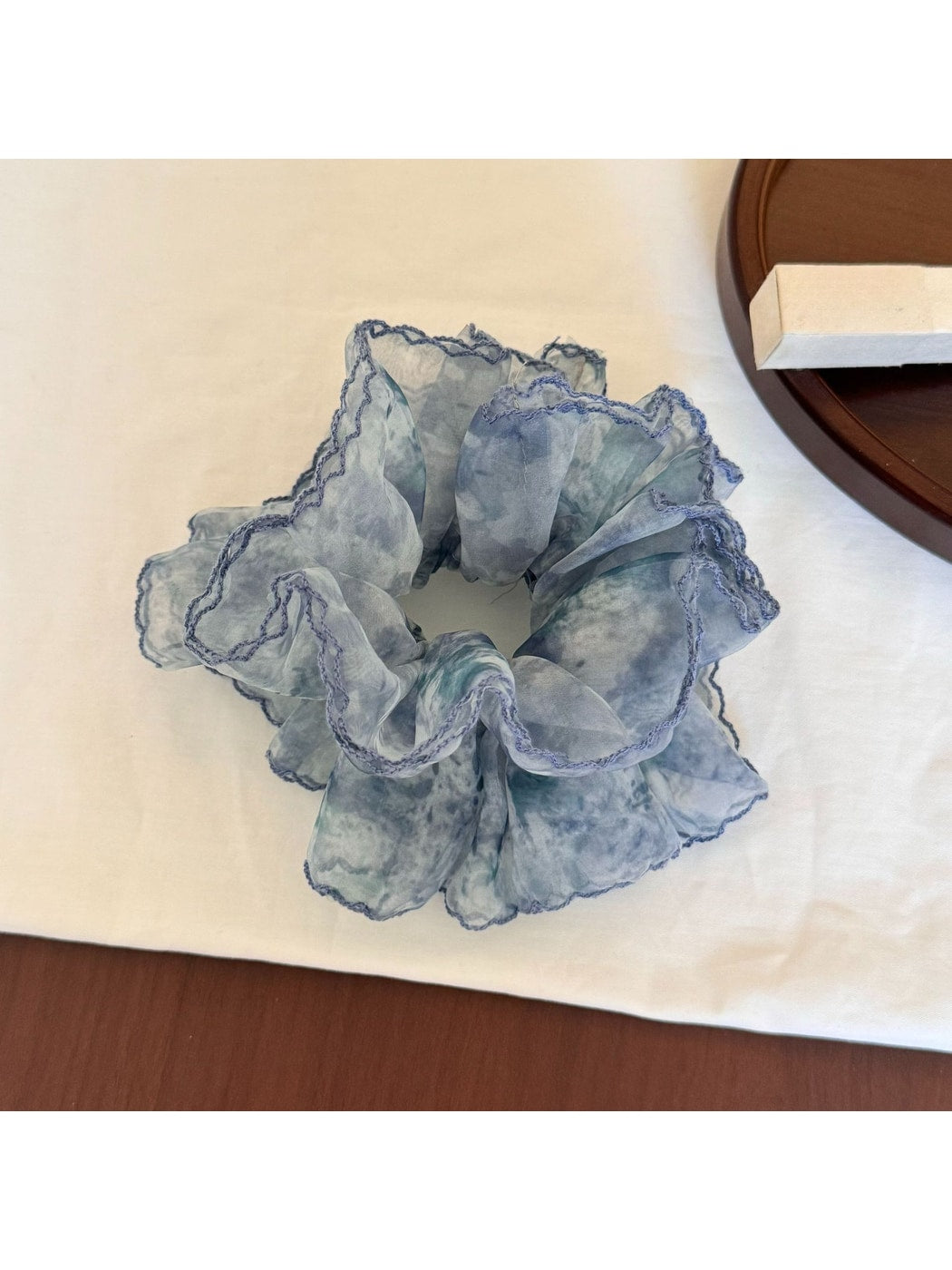 Gifty - Blue Wash Print Polyester Scrunchie Hair Tie