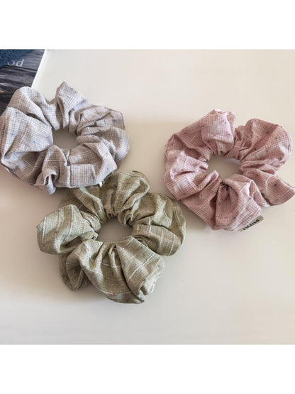 Gifty - Stylish Simple Plaid Scrunchie