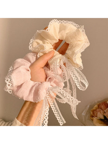 Gifty - Soft Lace Ribbon Bow Scrunchie