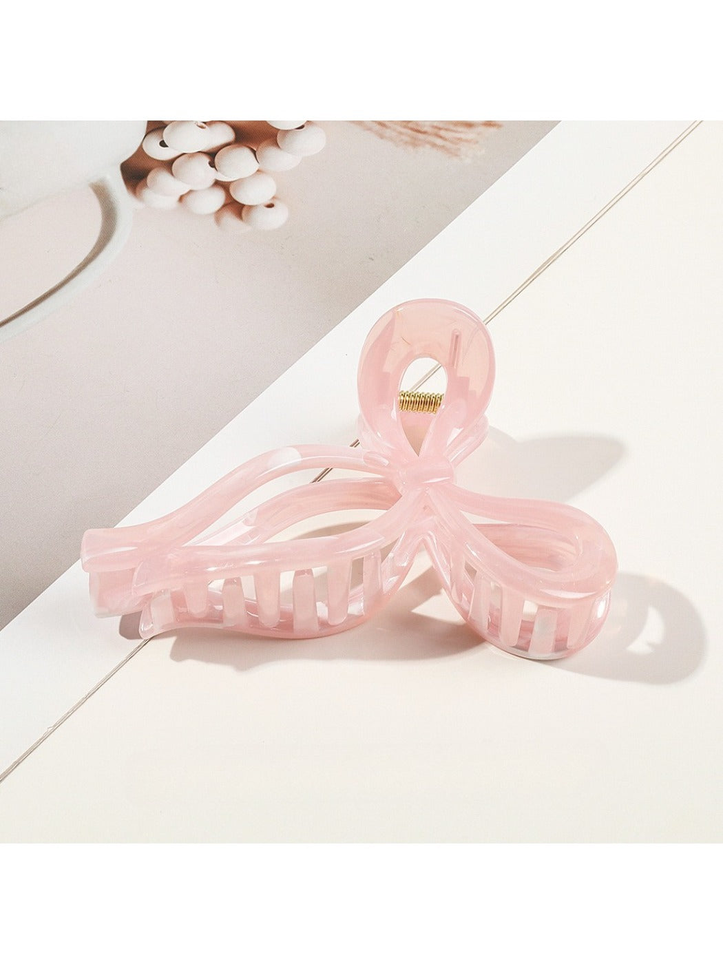 Beau - Openwork Bow Shaped Hair Claw Clip