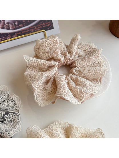 Gifty - Four Layer Lace Mesh Light Luxury Hair Circle