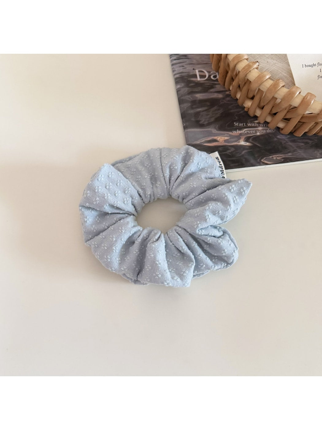 Gifty - Polyester Textured Knit Elastic Scrunchie
