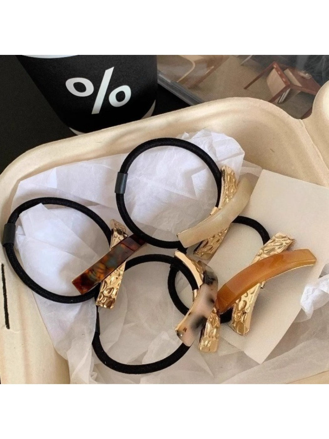 Gifty - Stylish X Shaped Hair Tie