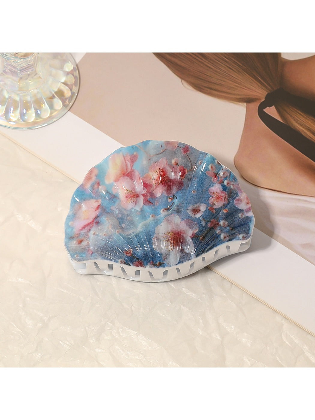 Beau - Pretty Fan Shaped Hair Clip