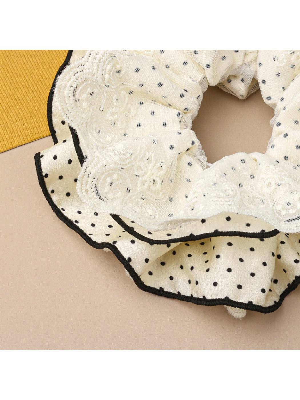 Gifty - Sophisticated Lace Hair Accessories