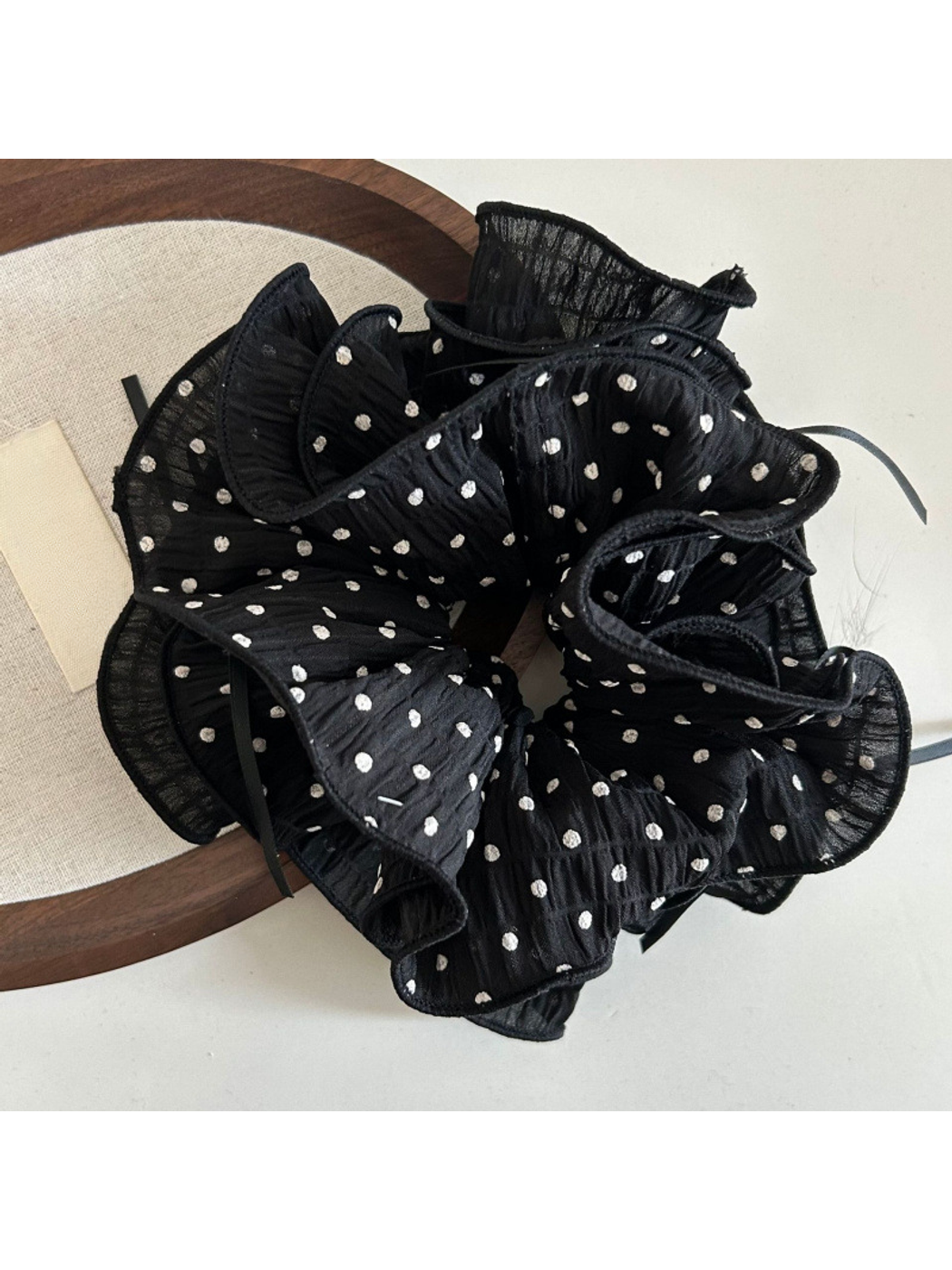 Gifty - Polka Dot Bow Ruffled Ponytail Scrunchie