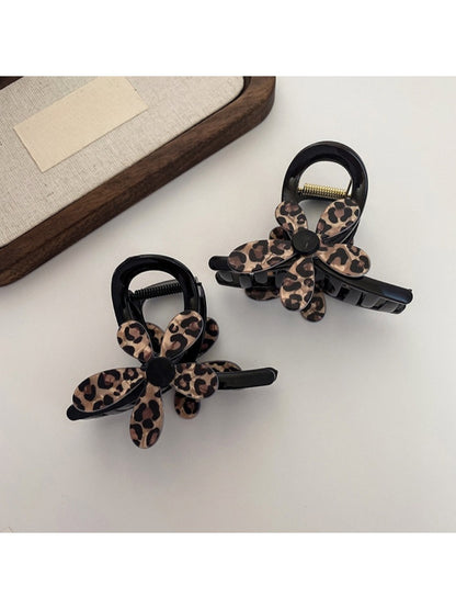 Beau - Vintage Leopard Print Flower Shaped Claw Clip