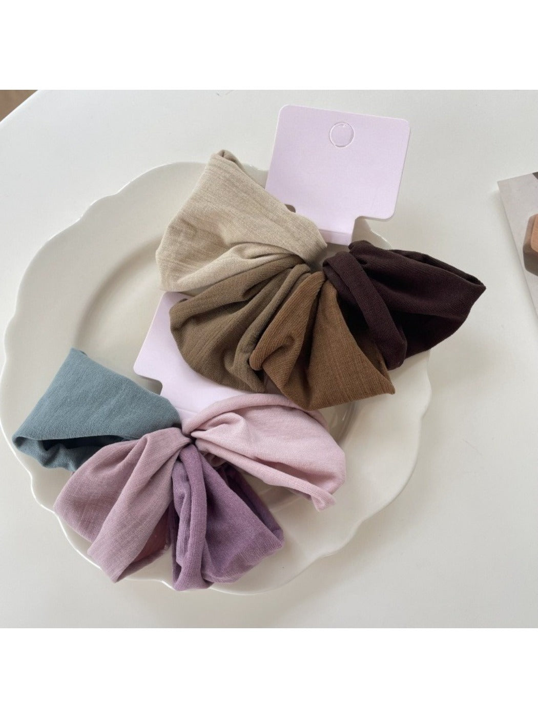 Gifty - Minimalist Solid Color Hair Tie Set