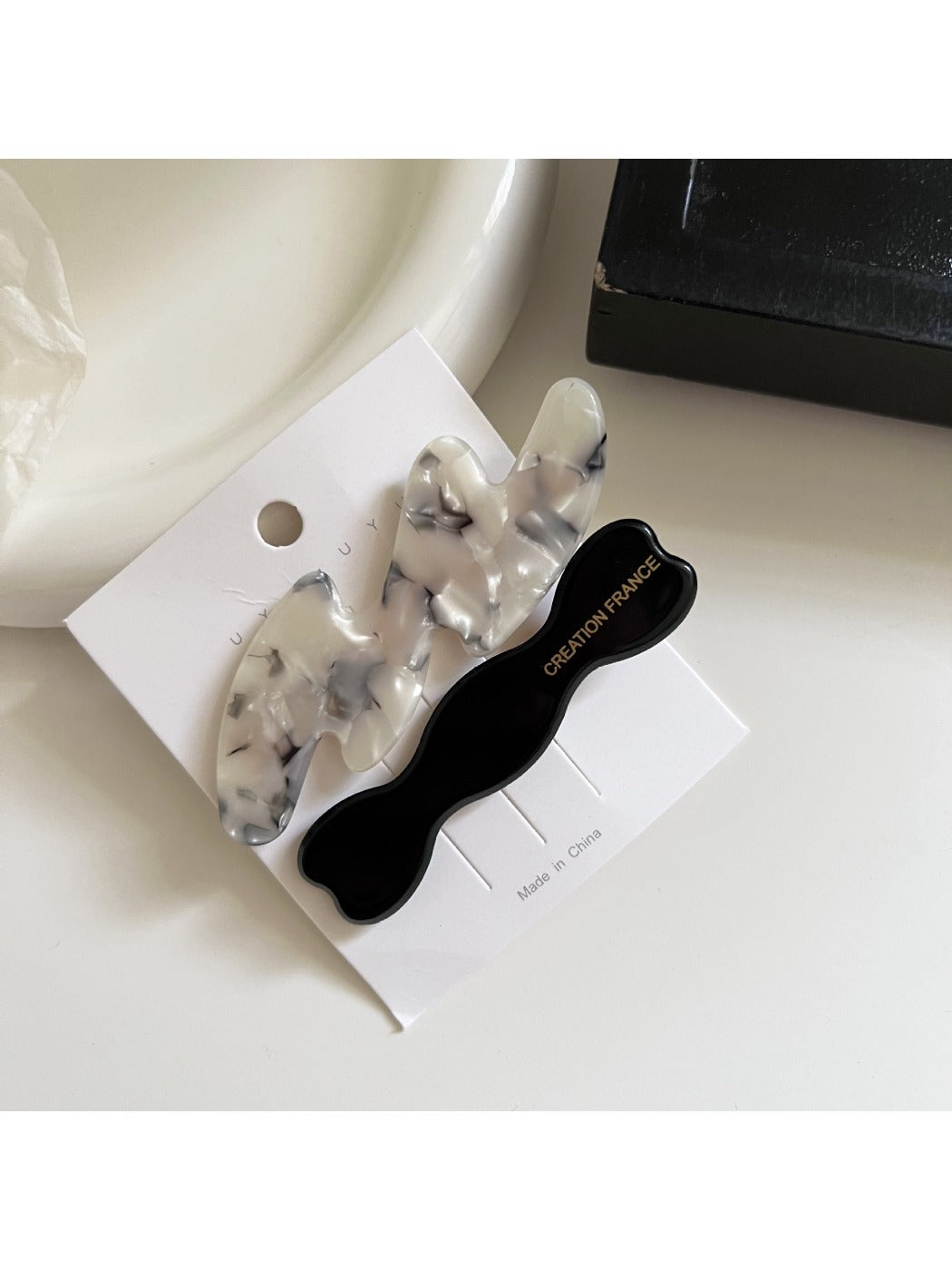 Beau - Minimalist Wavy-Shaped Hair Clip