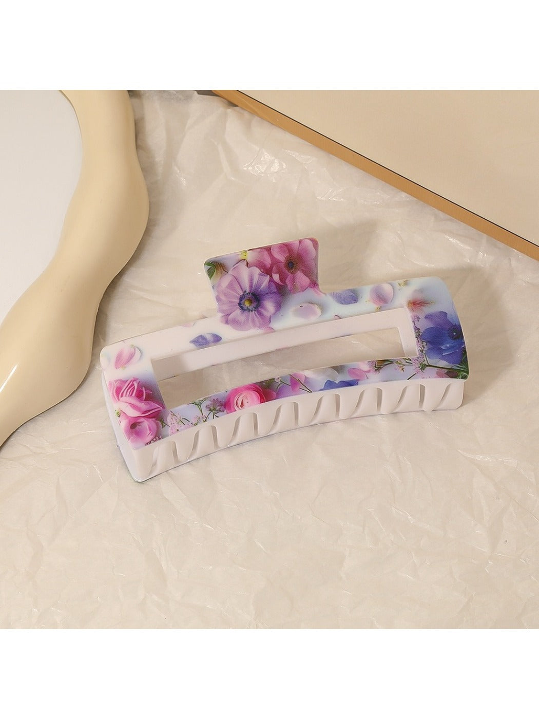 Beau - Square Openwork Floral Hair Claw Clip