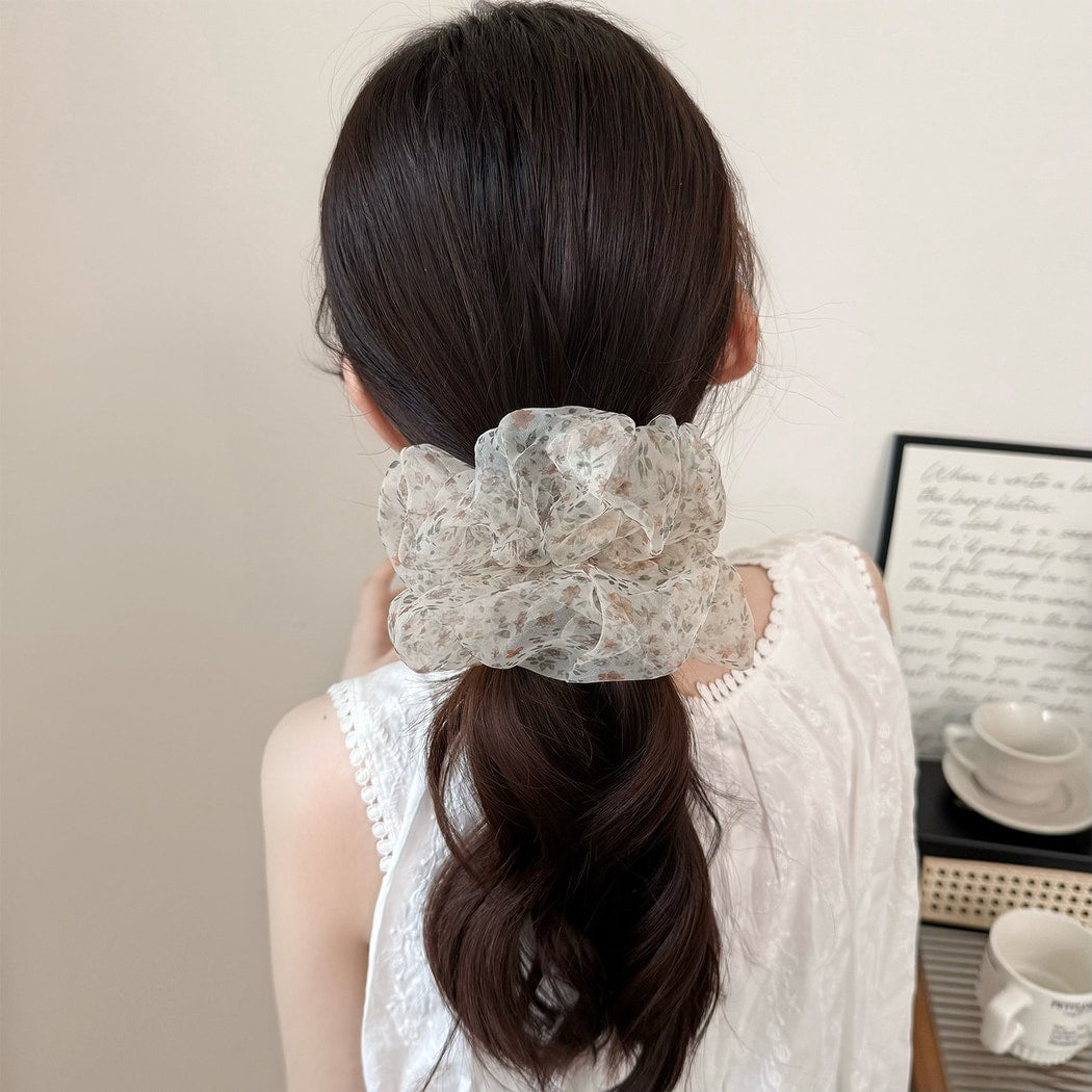 Gifty - Ruffled Flower Print Polyester Hair Scrunchie