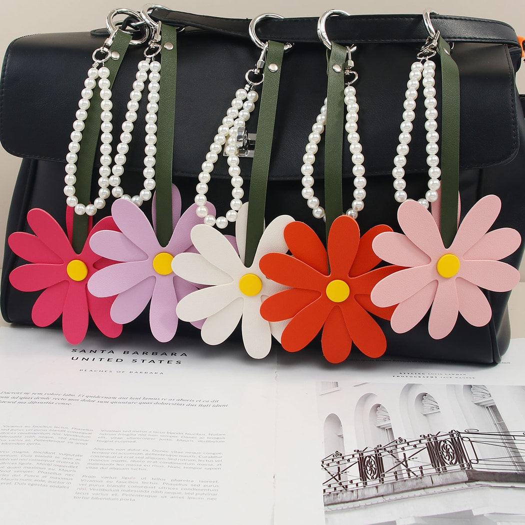 Keypus - Daisy Flower PU Keyring Bag Charm Keychain