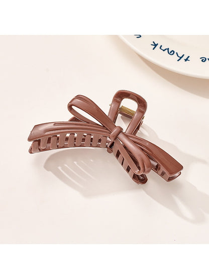 Beau - Curved Plastic Bow Hair Styling Claw Clip