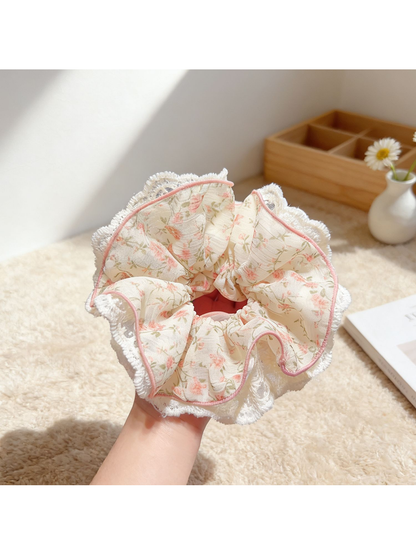 Gifty - Sweet Floral Print Lace Trim Scrunchie