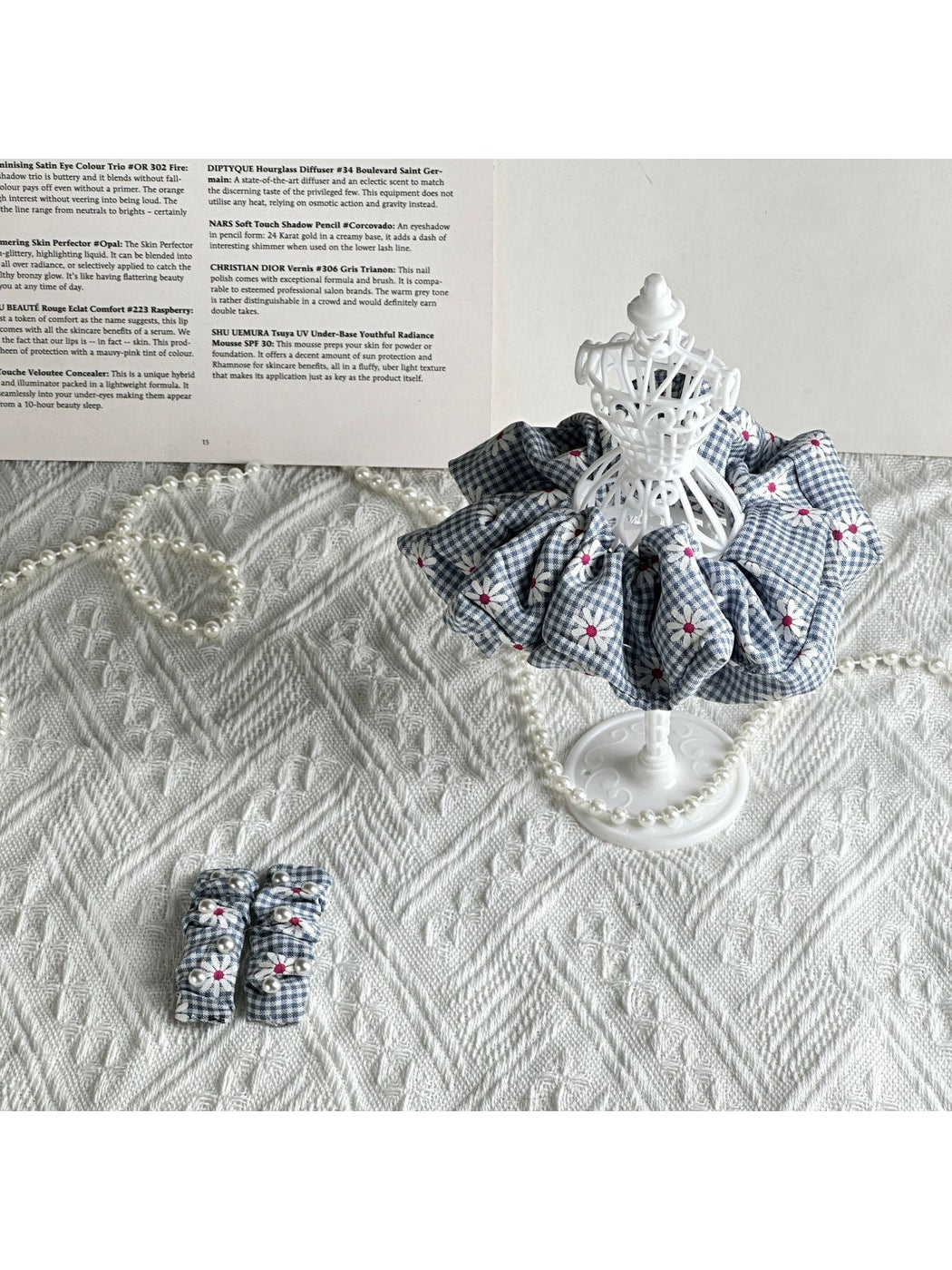 Gifty - Polyester Daisy Gingham Ruffled Fabric Scrunchie