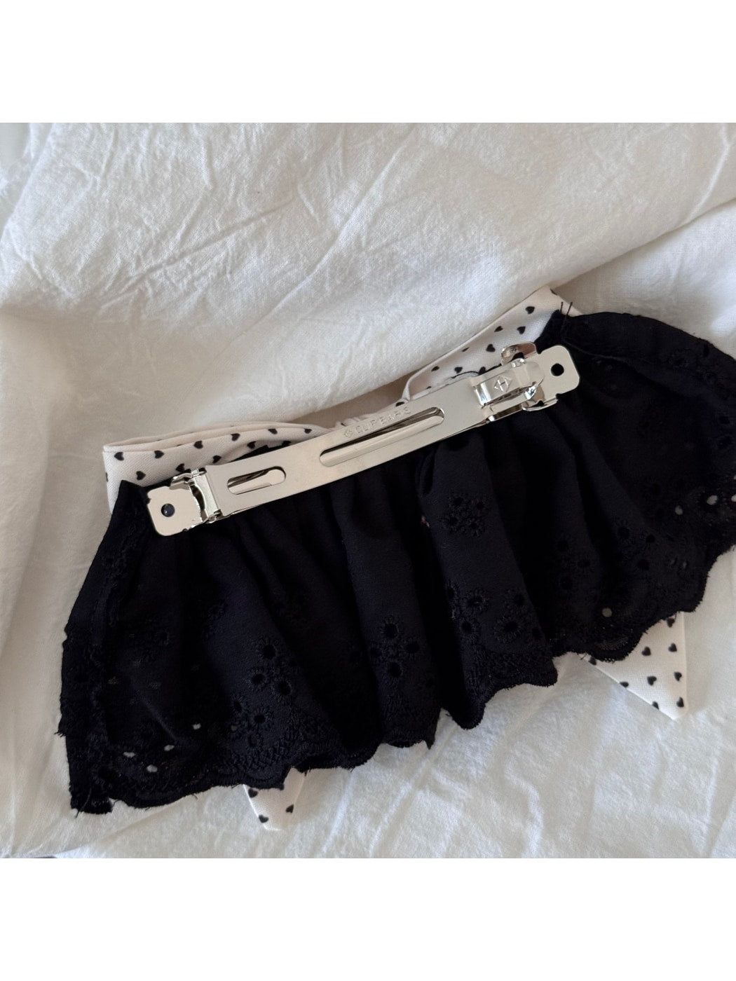 Beau - Irregular Lace Bow Design Hair Clip