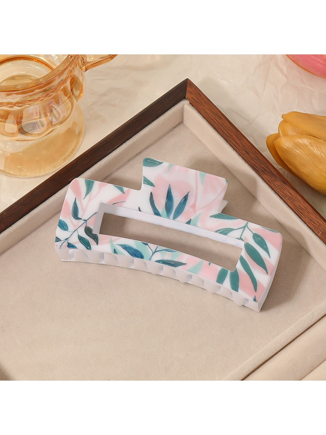 Beau - Minimalist Rose Motif Claw Clip