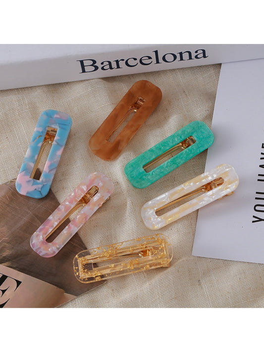 Beau - Hollowed Out Square Hair Clip
