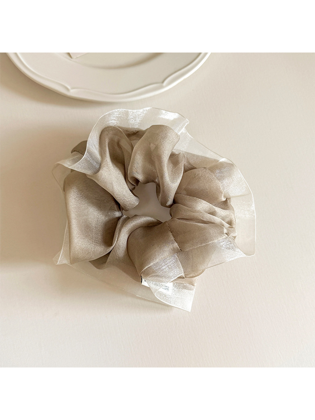 Gifty - Ruffled Minimal Solid Scrunchie