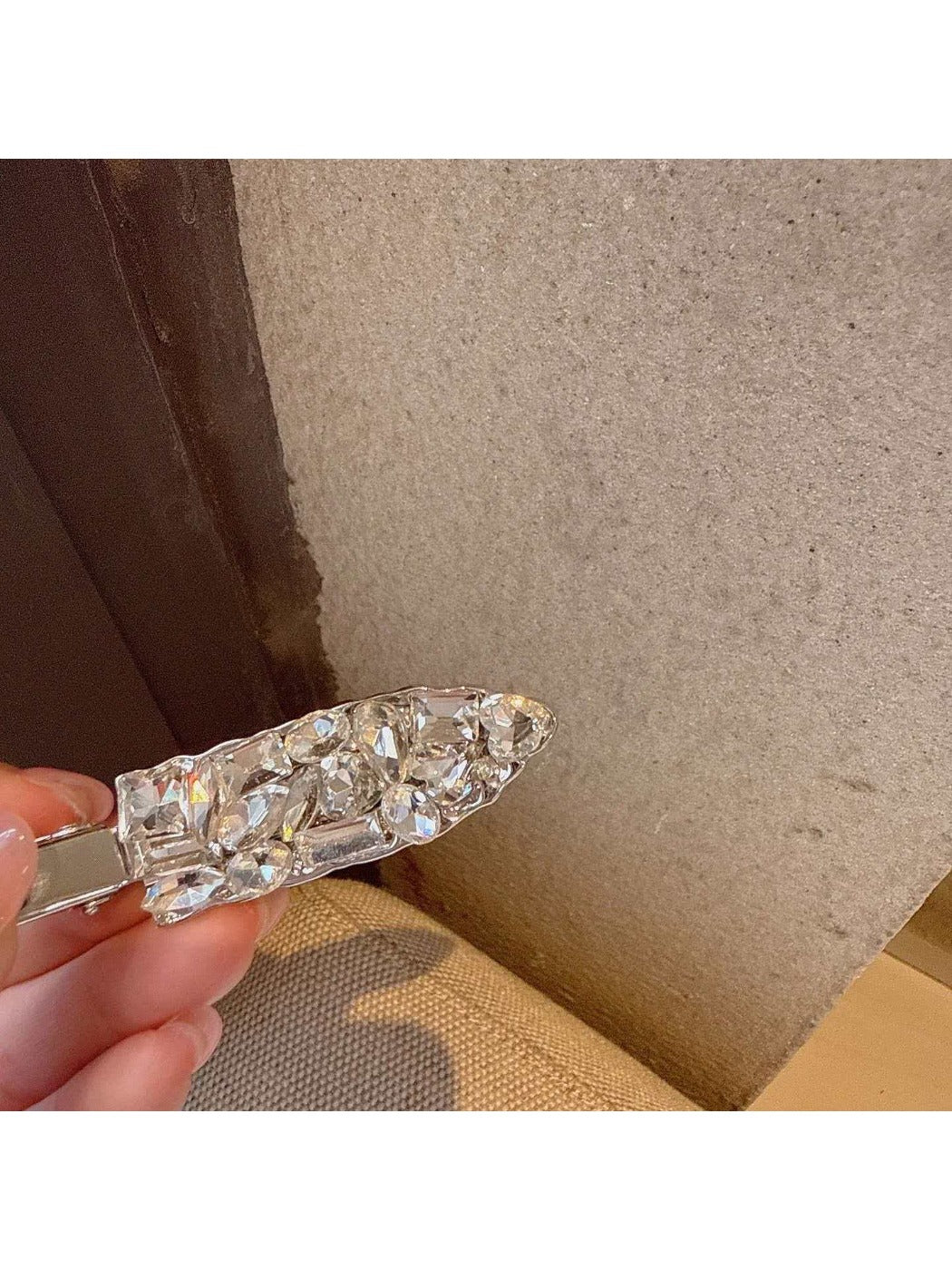 Beau - Shimmering Rhinestone Hair Clip