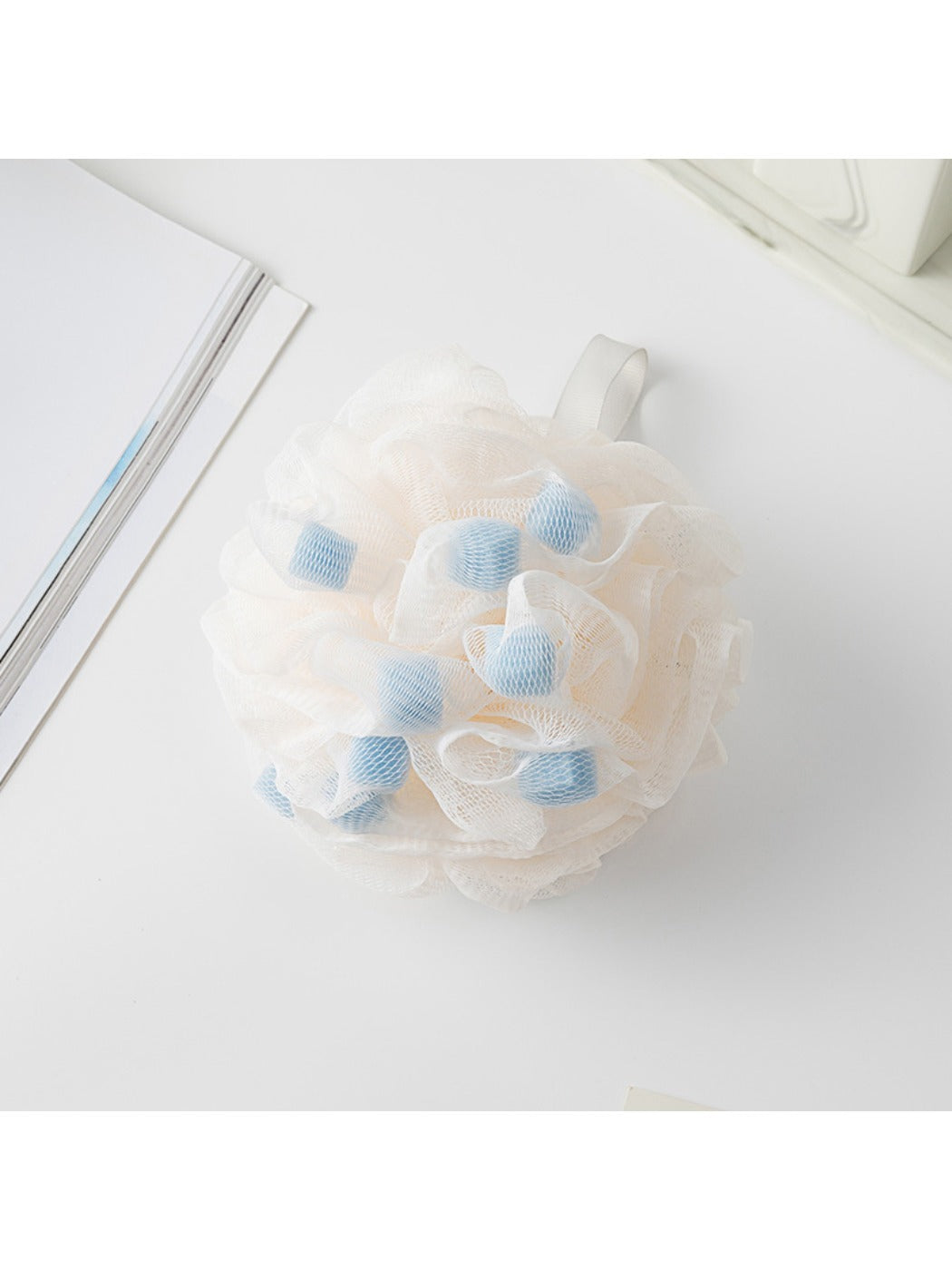 Papo - Cute Solid Colored Bath Pouf