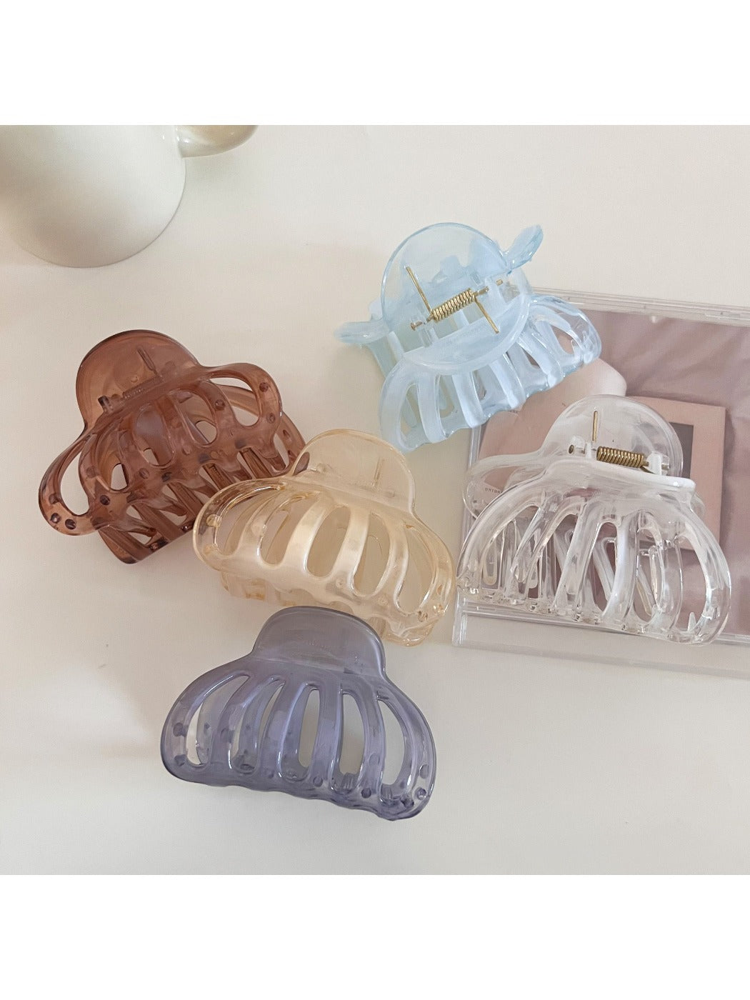 Beau - Chic Octopus-Design Claw Clip