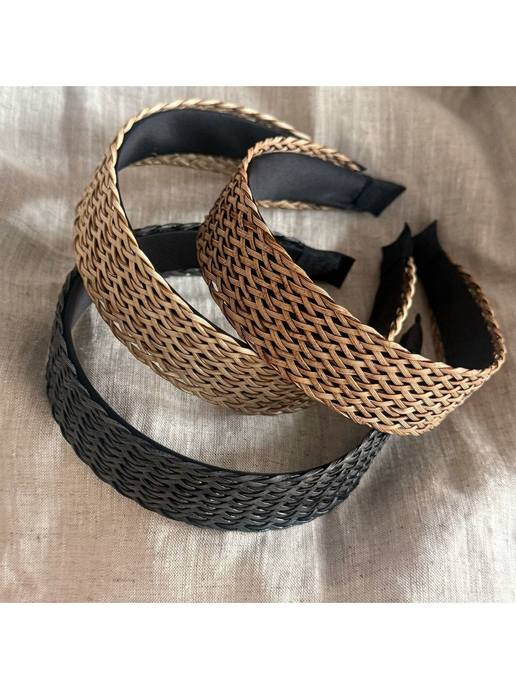 Gifty - Braided Look Wide Brim Fashion Headband