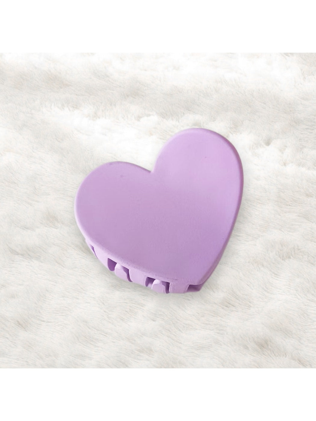 Beau - Matte Heart Shape Plastic Hair Claw Clip