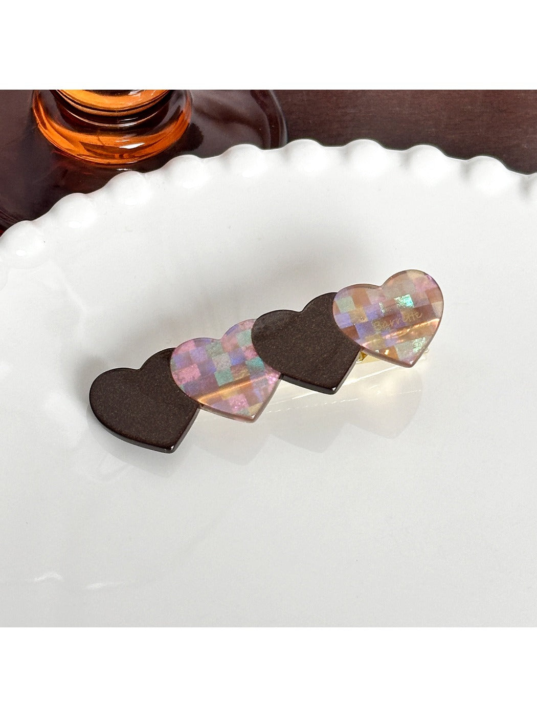 Beau - Acetate Heart-shaped Color Blocked Hair Clip