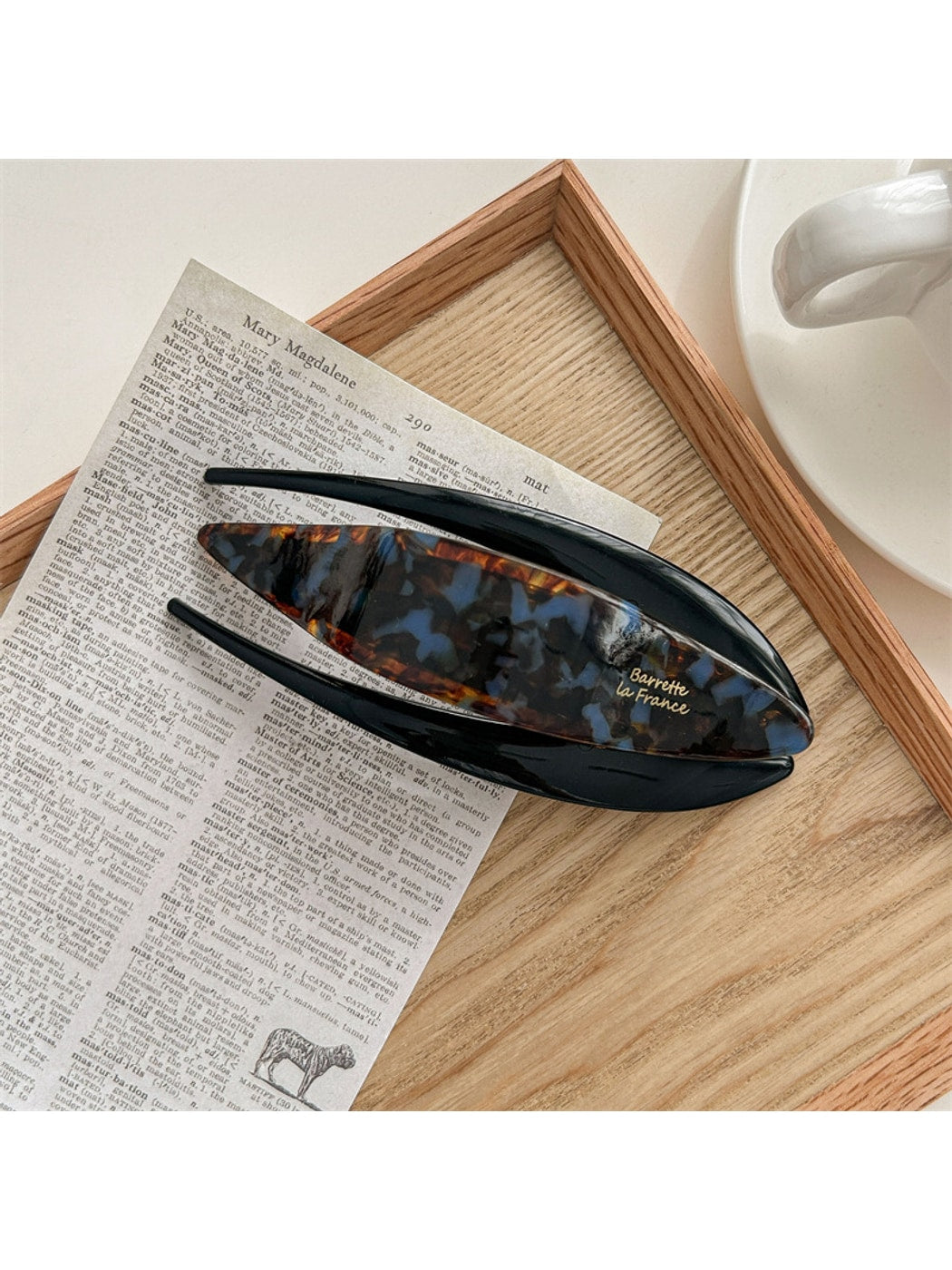 Beau - Line Detail Acetate Barrette Hair Clip