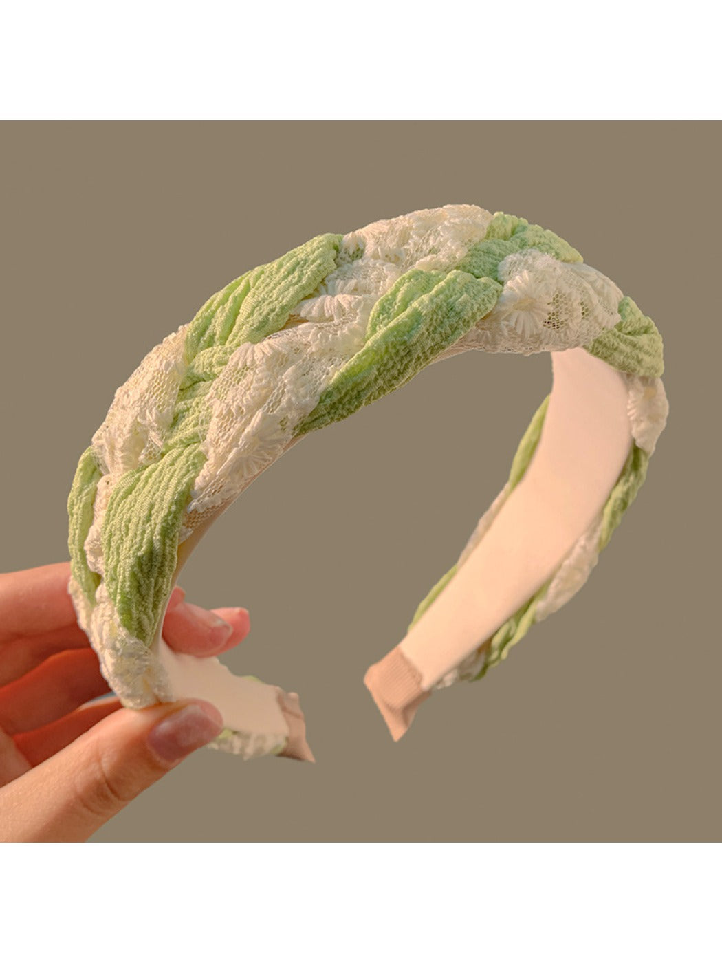 Gifty Happy Lace colored headband in pastel blue with detailed lace overlay