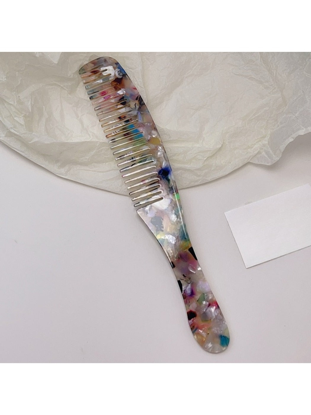 Camerow long handle hair comb in use detangling long hair
