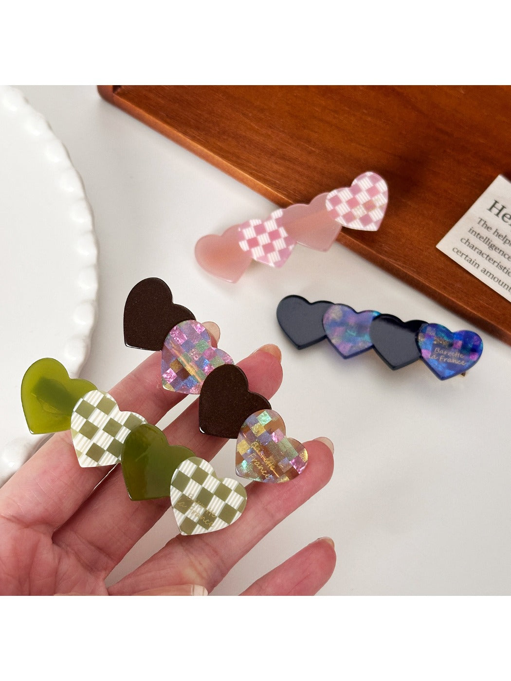 Beau - Acetate Heart-shaped Color Blocked Hair Clip