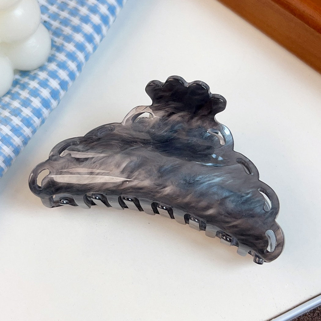 Beau - Scalloped Acrylic Styling Hair Claw Clip